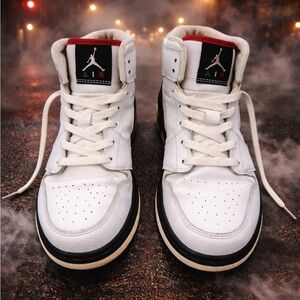 Nike Air Jordan 1 Retro Mid Cinco de Mayo